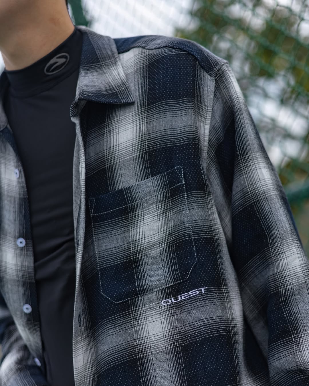QUEST PLAID POCKET LS SHIRT 短版格紋襯衫