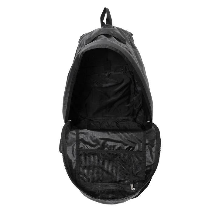 GREGORY DAY PACK COATED BLACK 26L